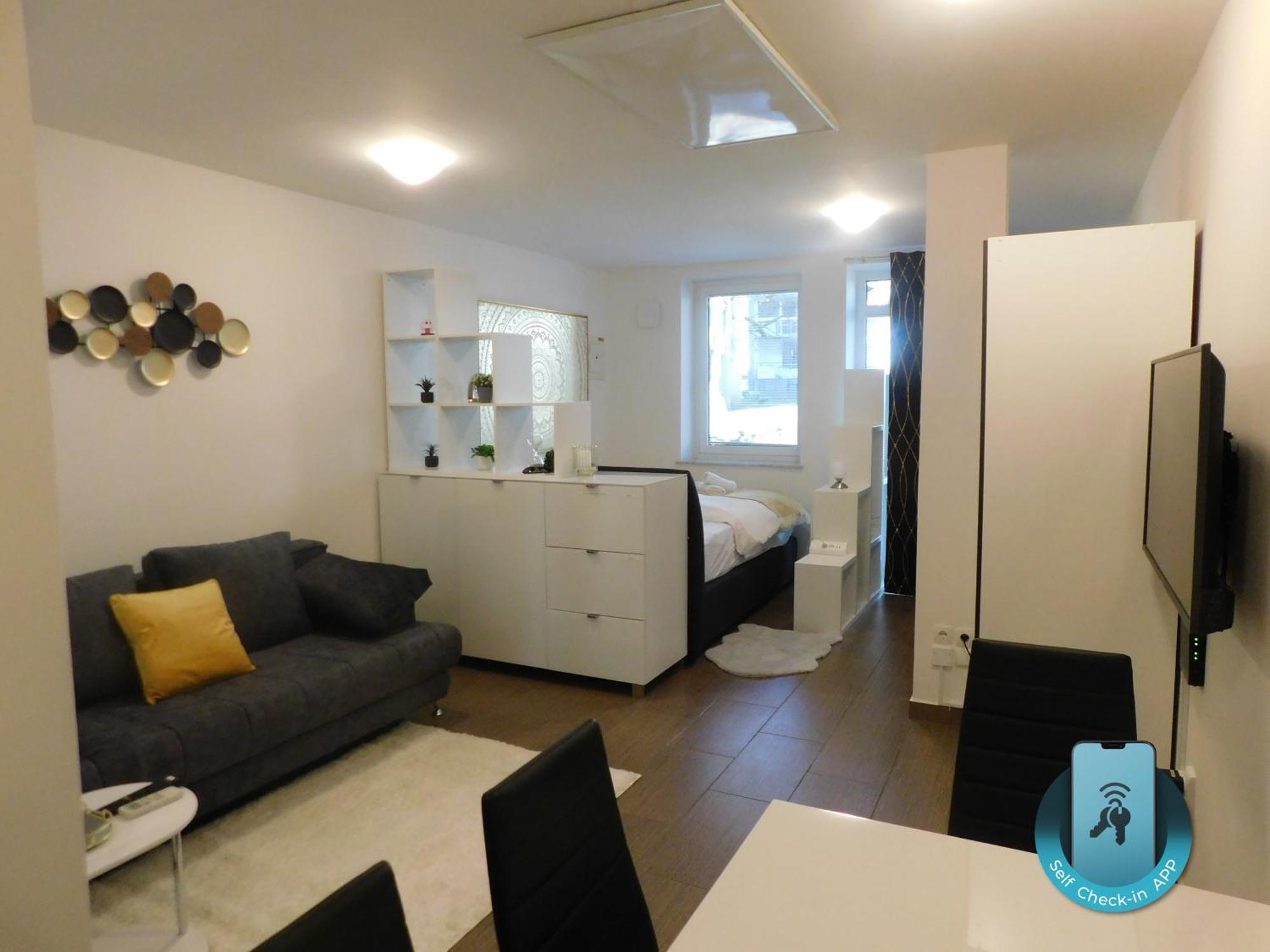 Modern Center Studio Under The Castle - Free Parking Apartment Ljubljana Ngoại thất bức ảnh